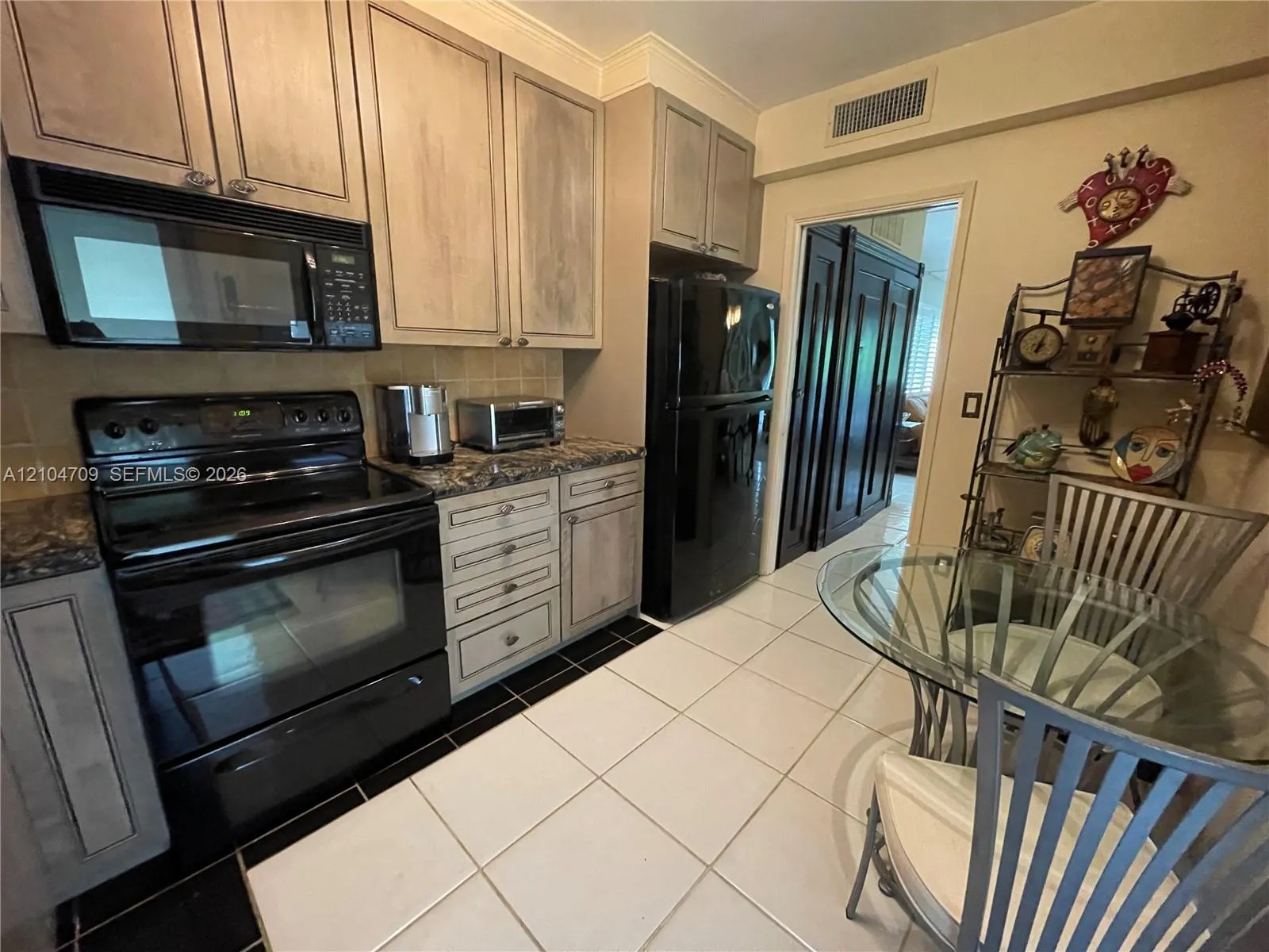 1507 S Ocean Boulevard ##4