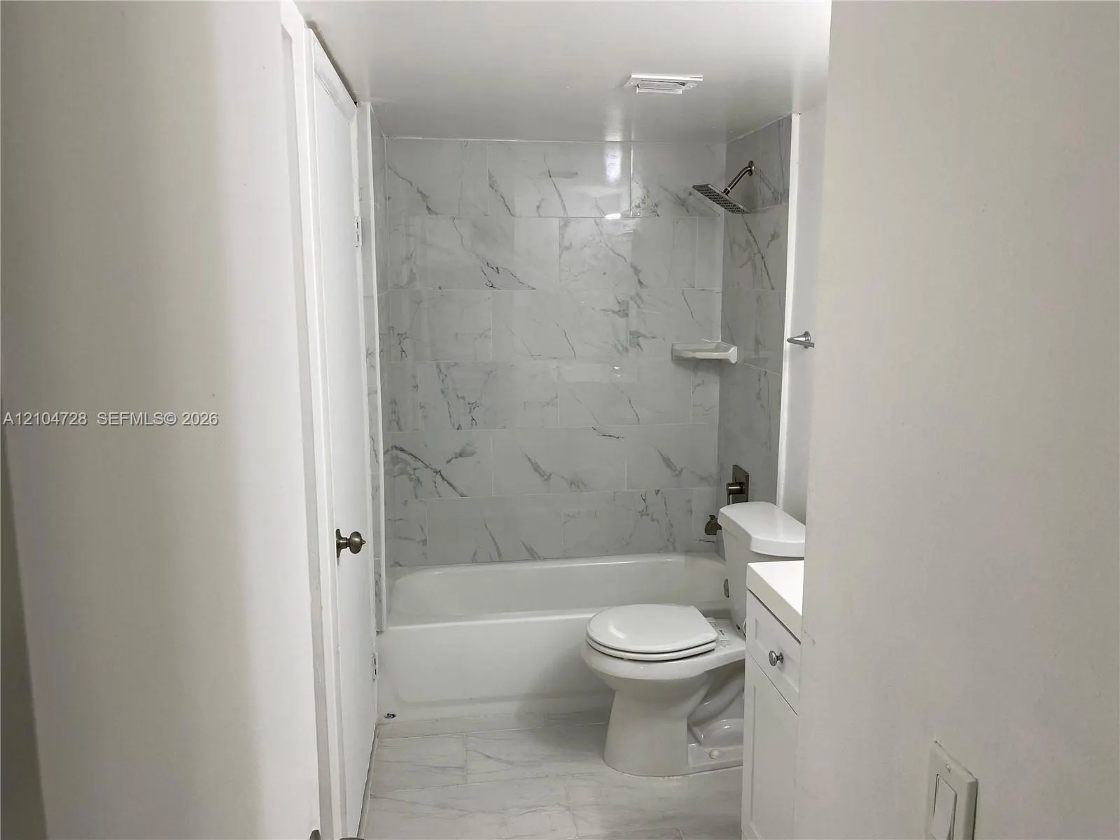 486 NW 165th St Road #B-307