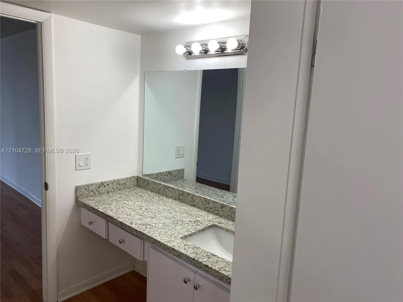 486 NW 165th St Road #B-307
