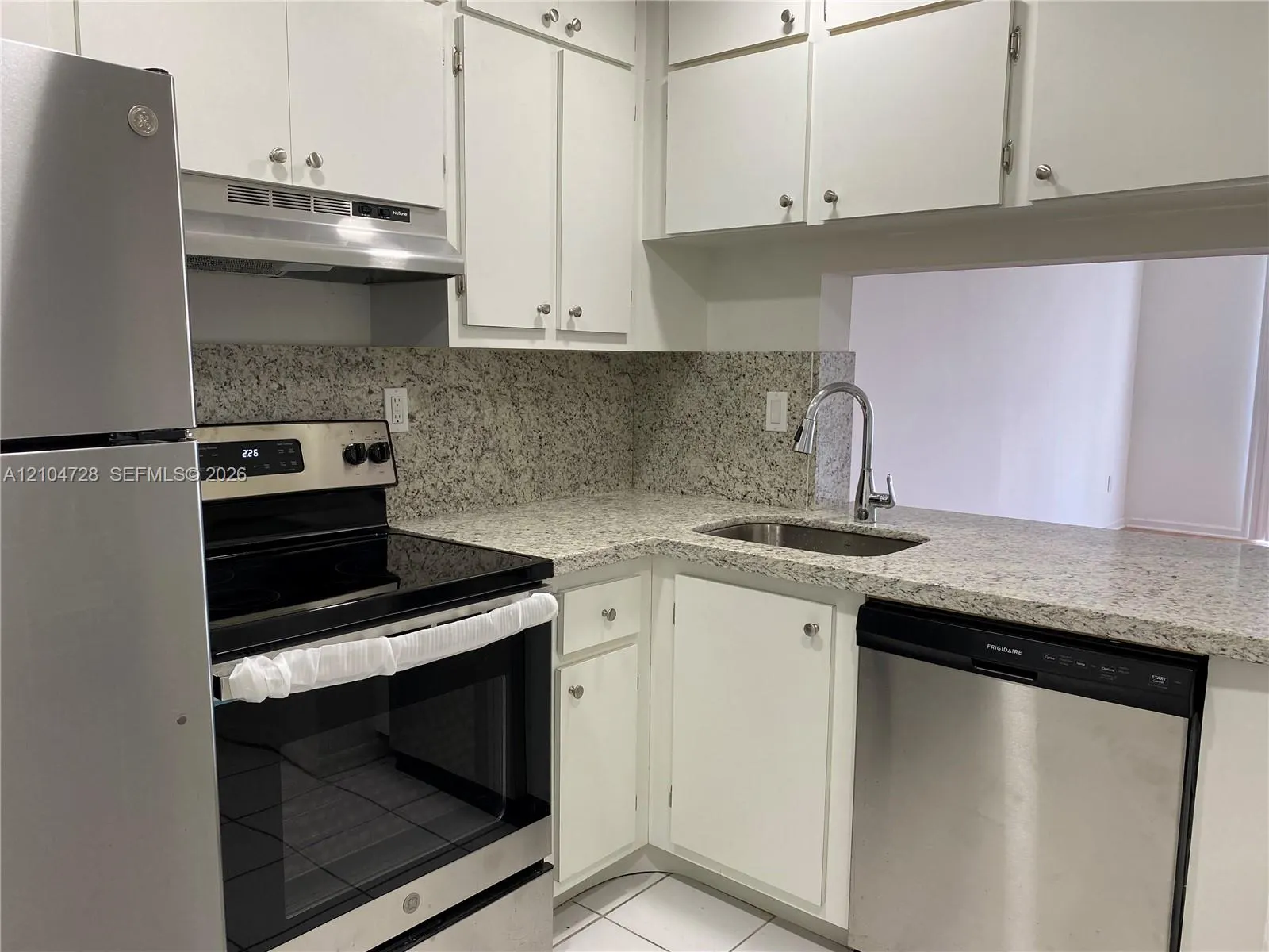 486 NW 165th St Road #B-307
