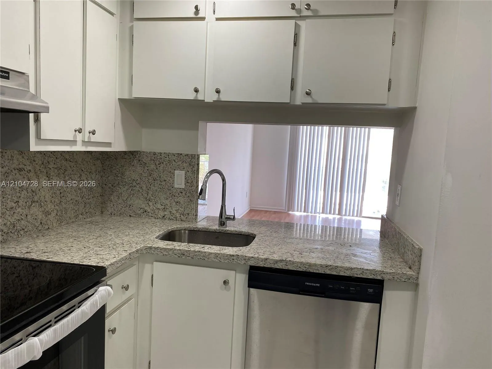 486 NW 165th St Road #B-307