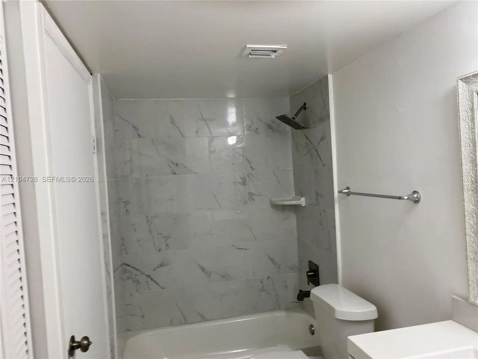 486 NW 165th St Road #B-307