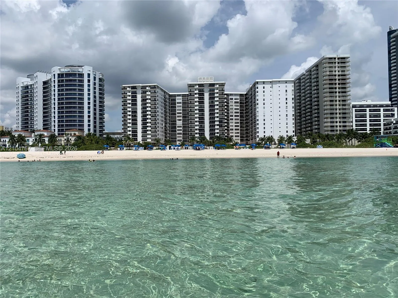 6039 Collins Avenue #815