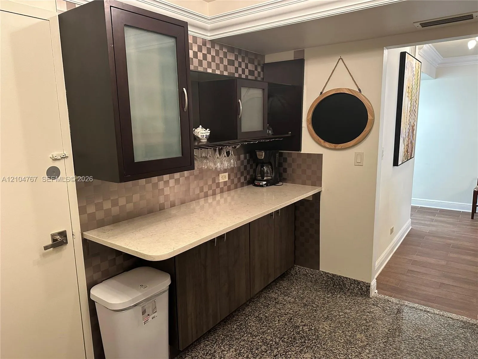 6039 Collins Avenue #815