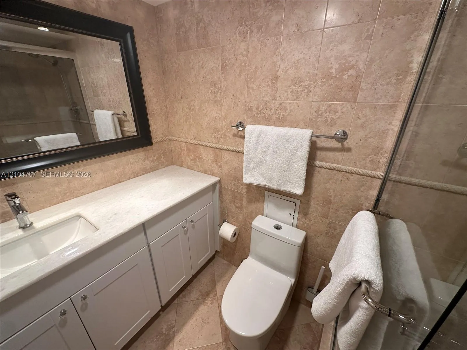 6039 Collins Avenue #815