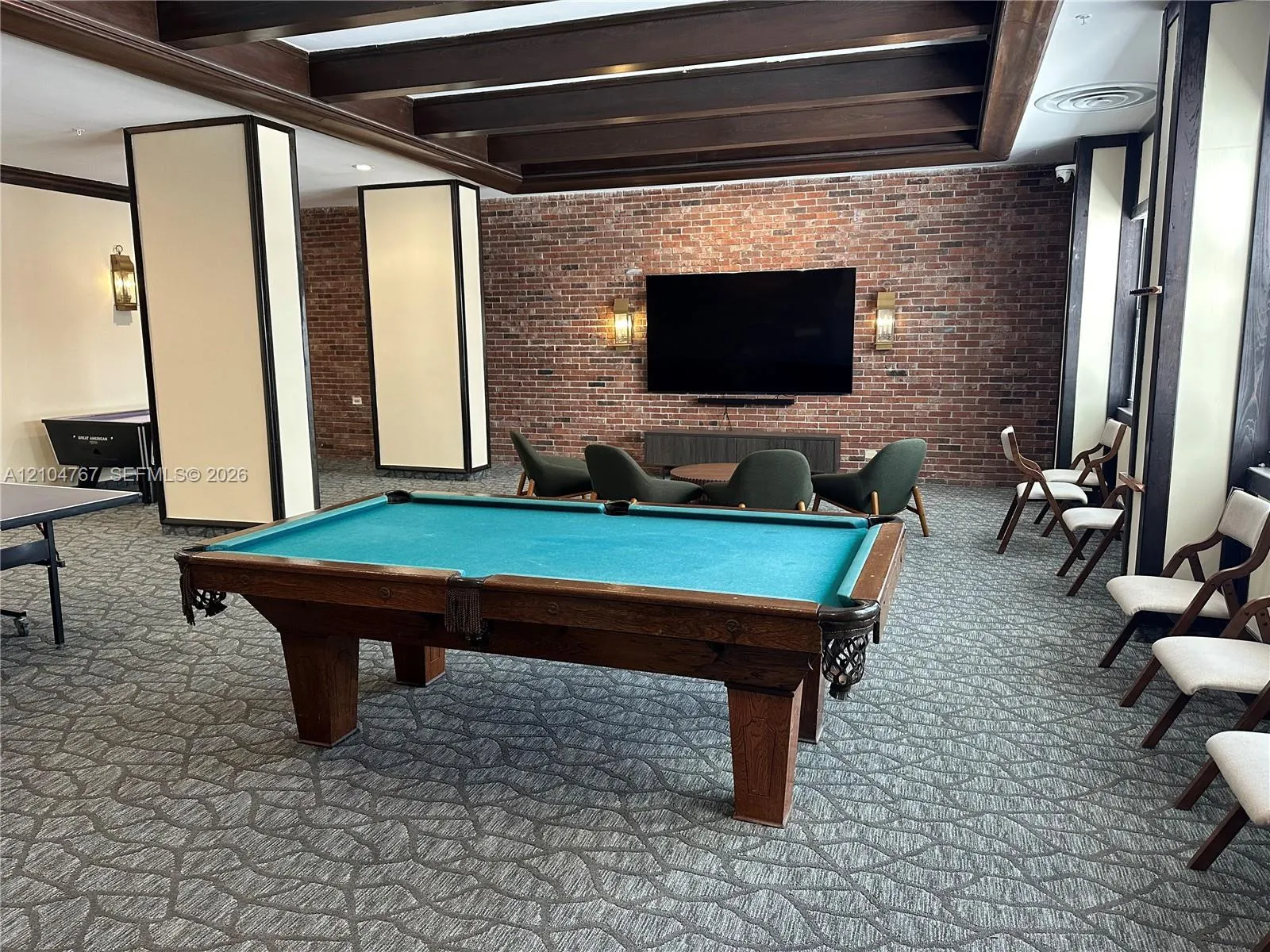 6039 Collins Avenue #815