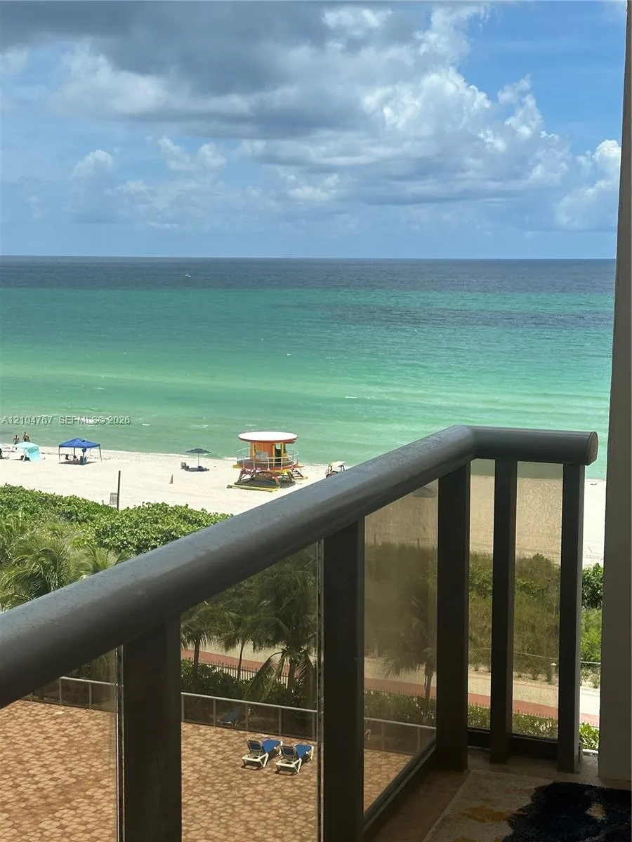 6039 Collins Avenue #815