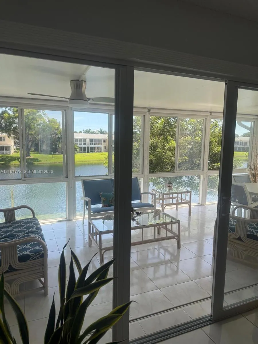 1421 NW 19th Terrace #202