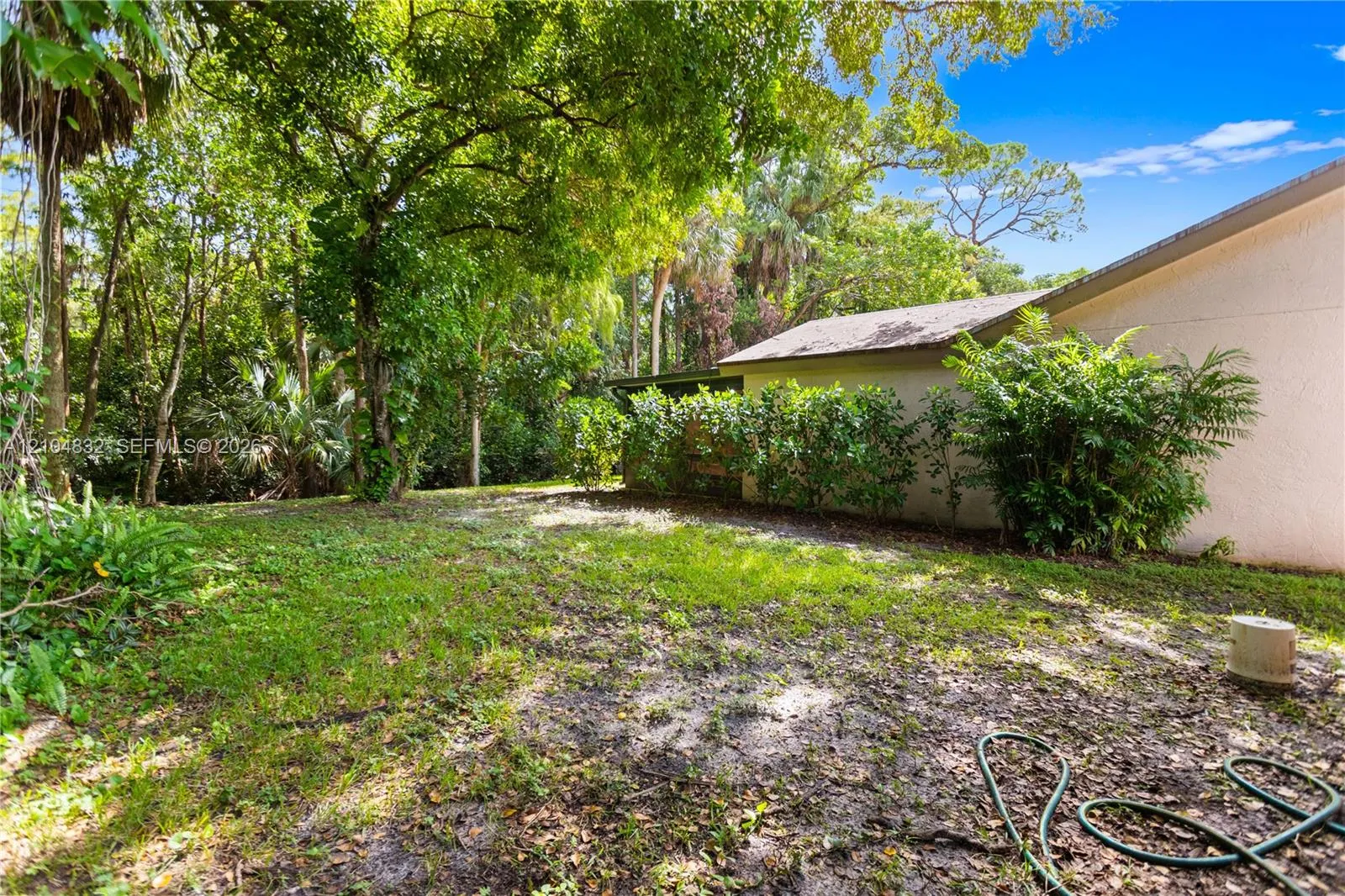 2236 Seagrape Circle