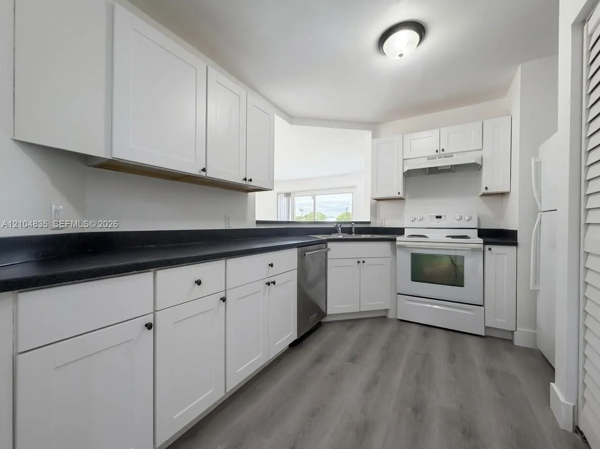 3433 NW 44th Street #108