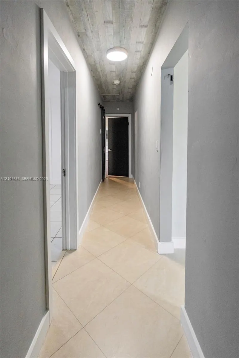 5250 SW 4th Court