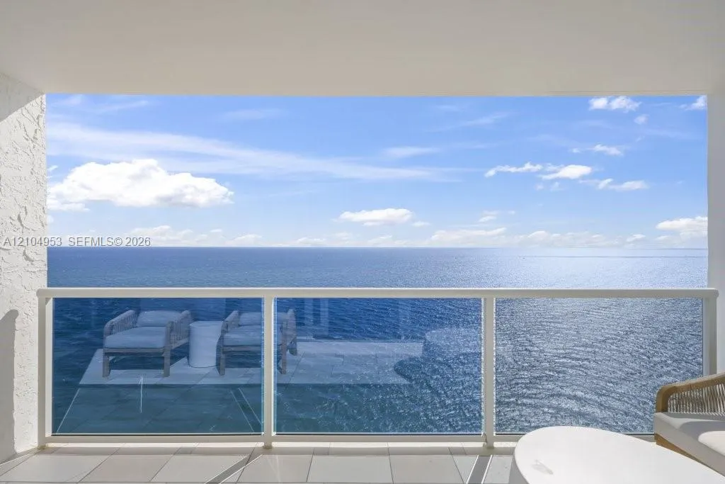 3500 Galt Ocean Drive #2517