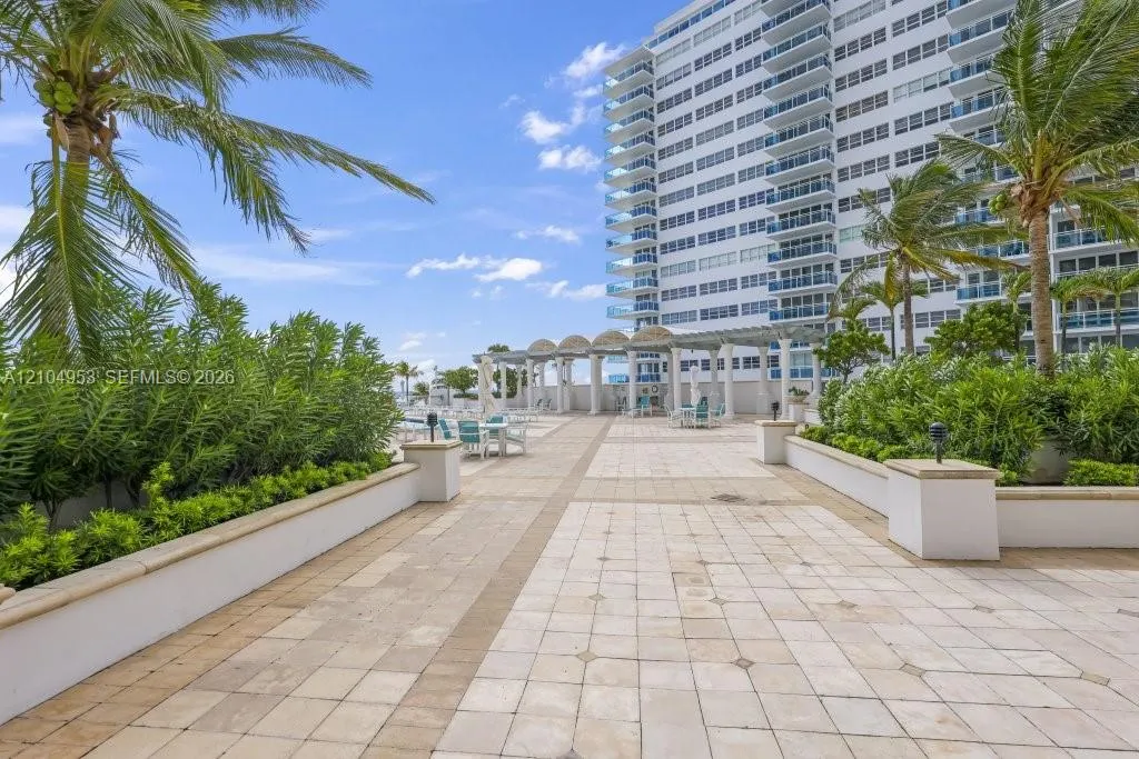 3500 Galt Ocean Drive #2517