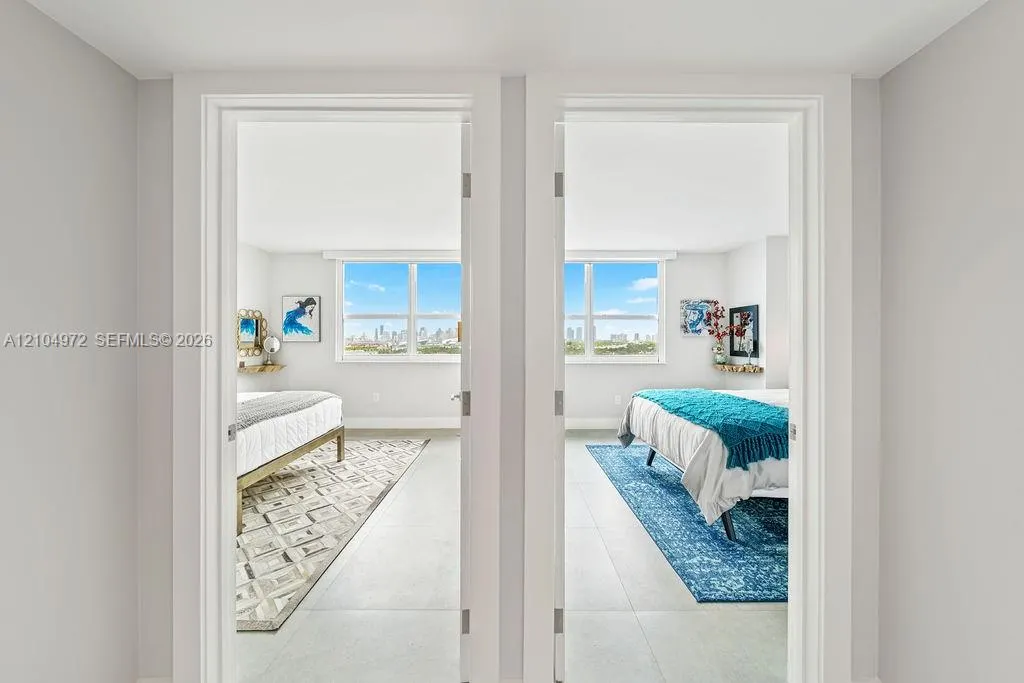 650 West Avenue #1507