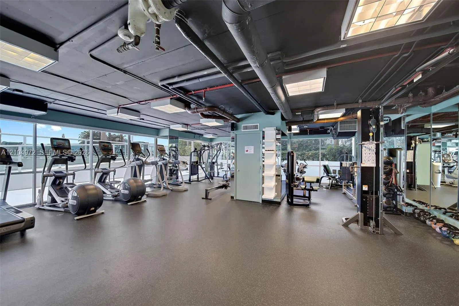 650 West Avenue #1507