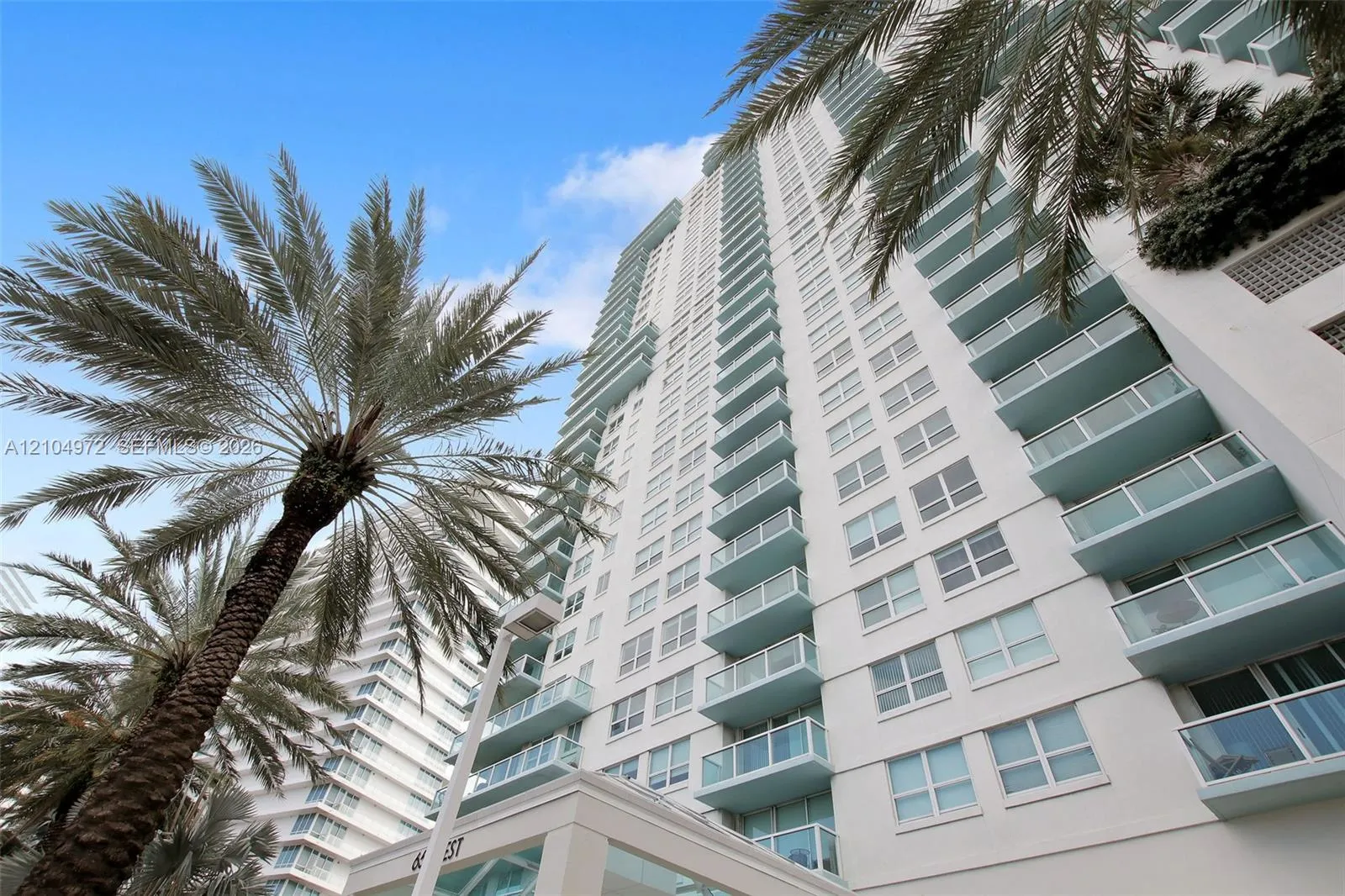 650 West Avenue #1507