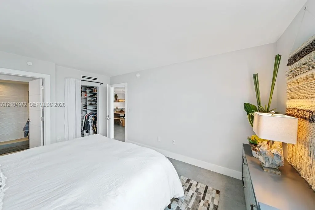 650 West Avenue #1507