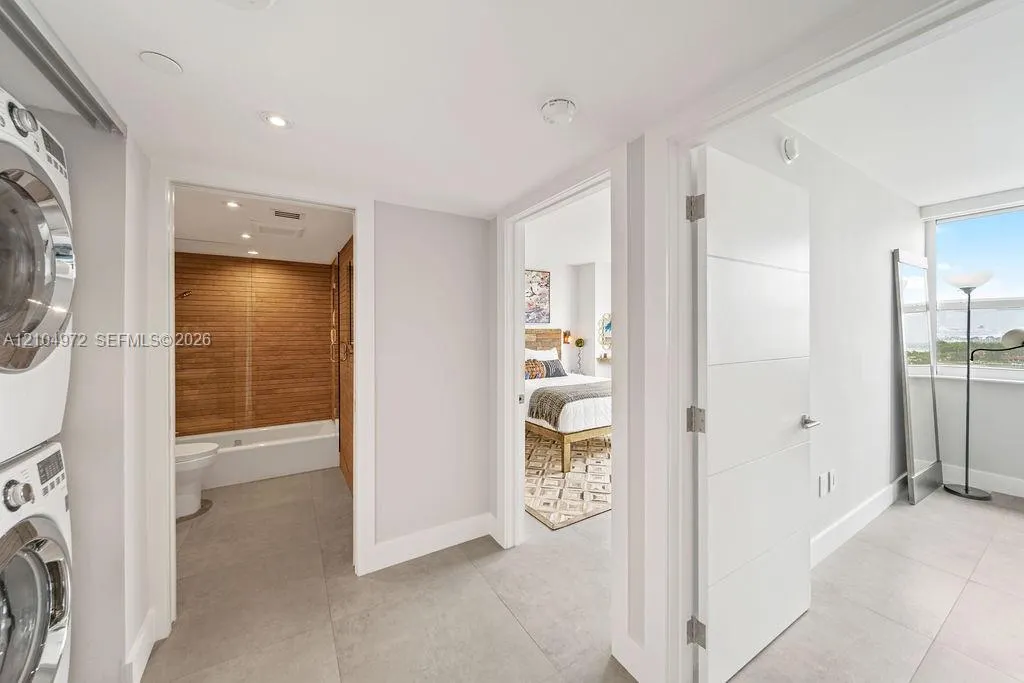 650 West Avenue #1507