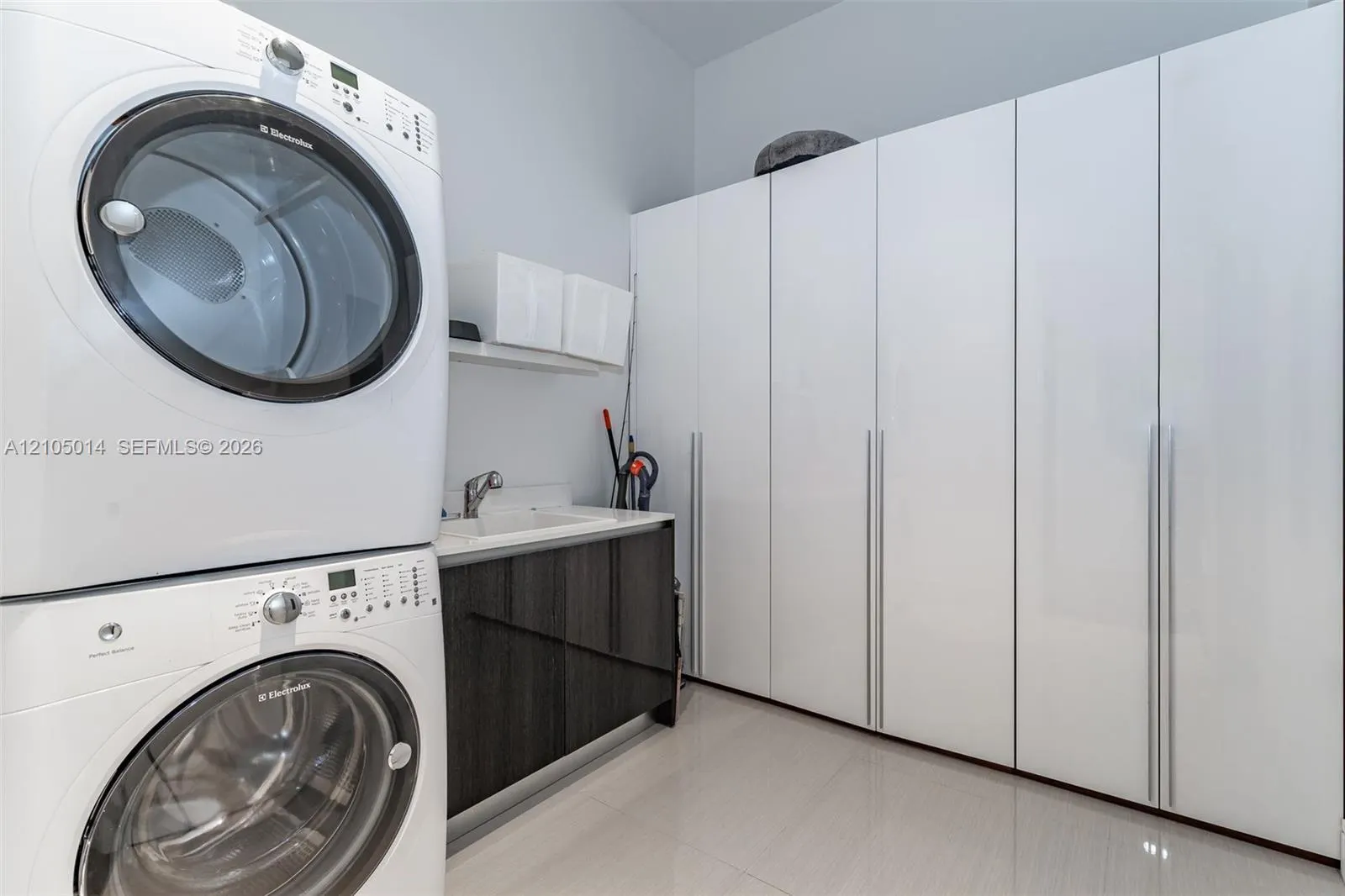3250 NE 188th Street #108