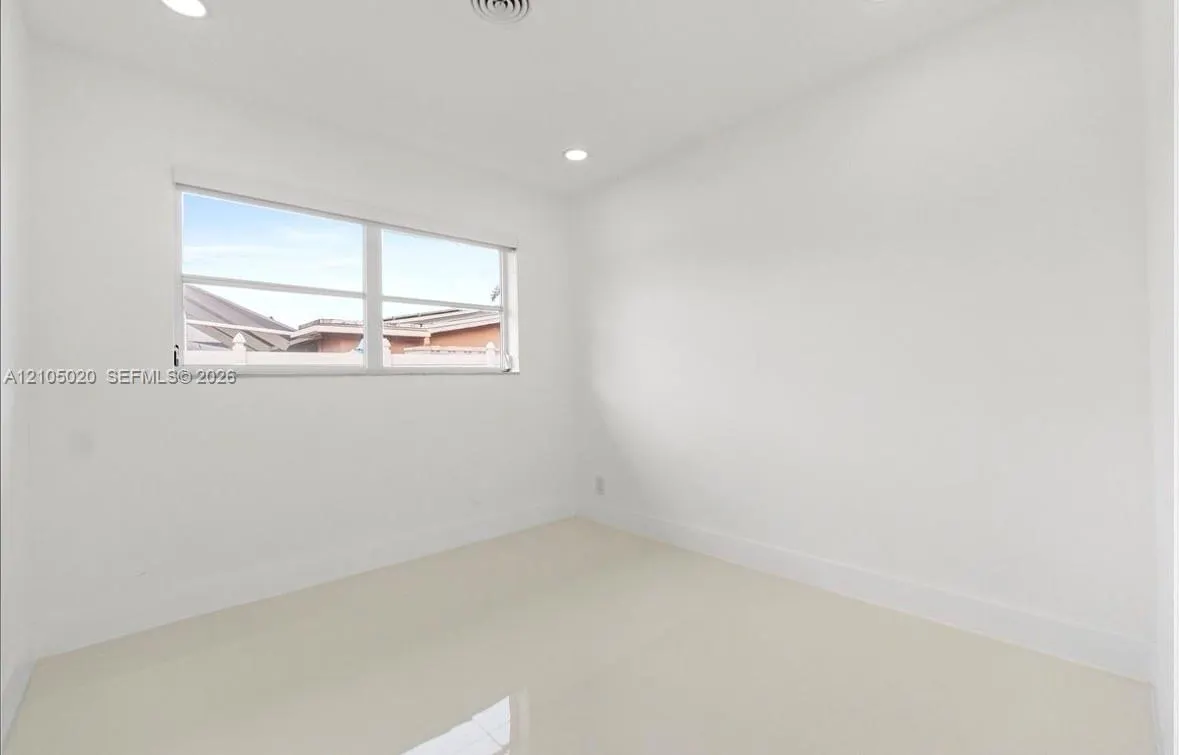 1910 NW 36th Street
