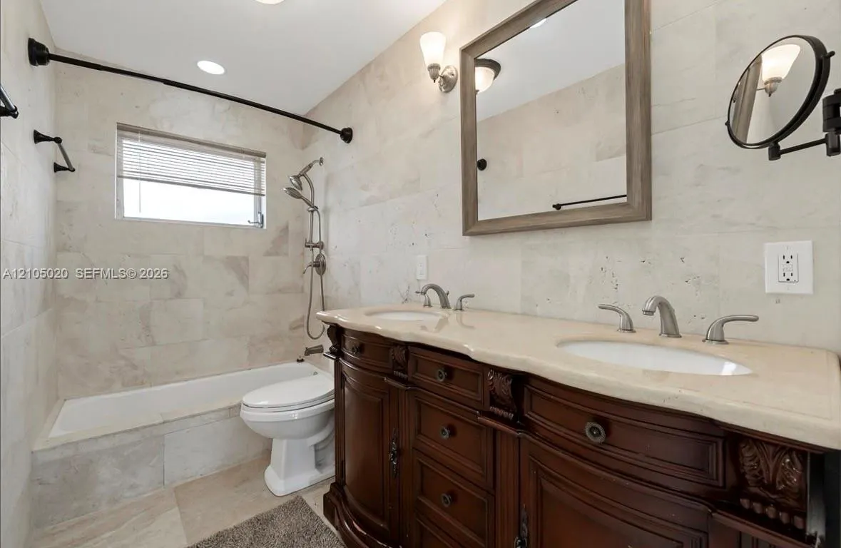 1910 NW 36th Street