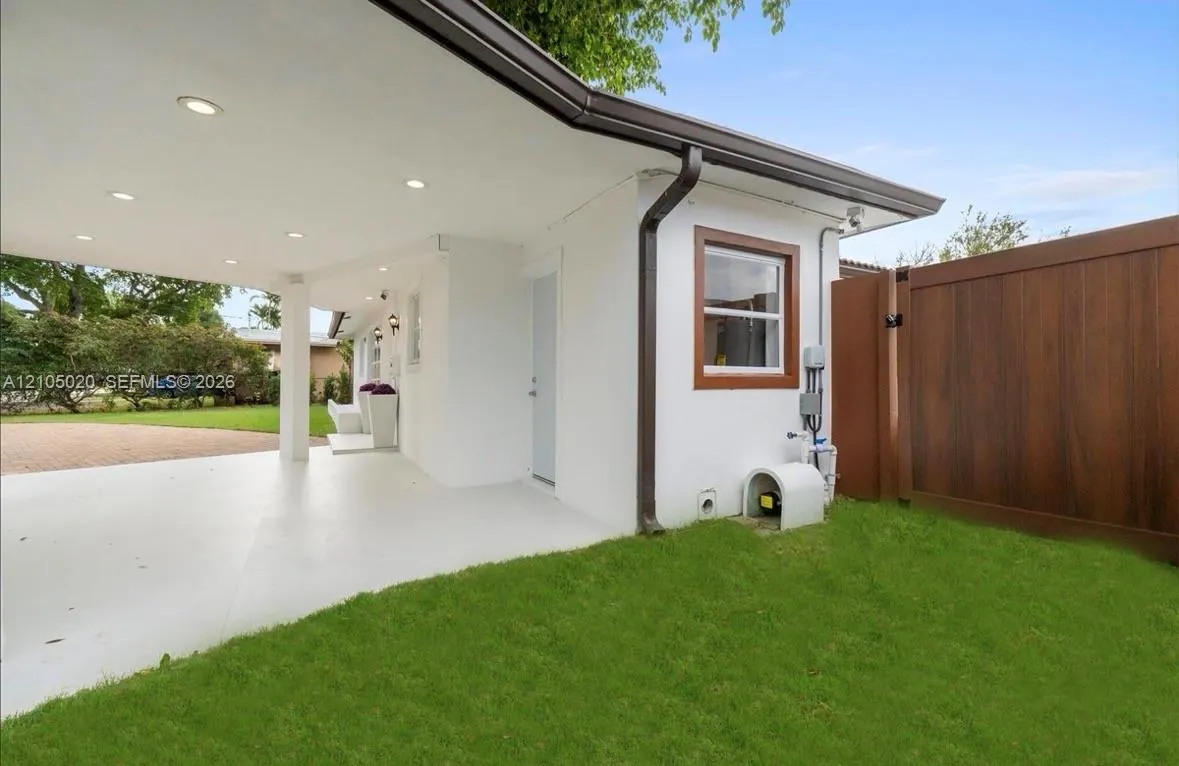 1910 NW 36th Street