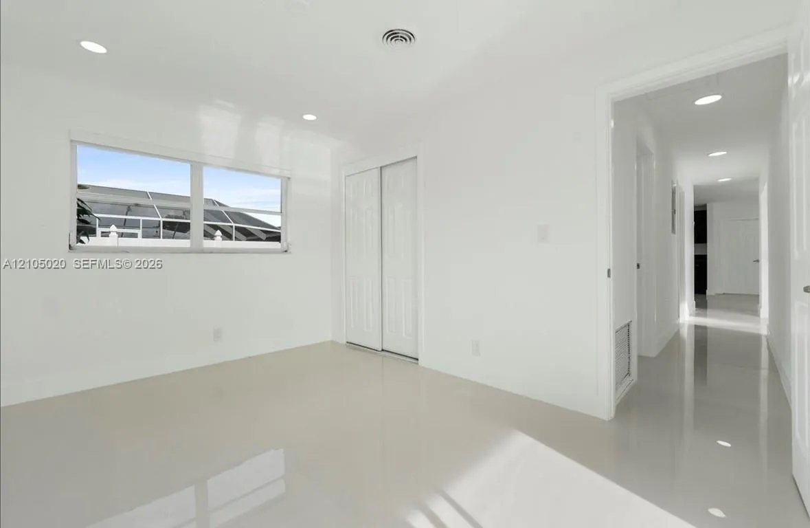 1910 NW 36th Street