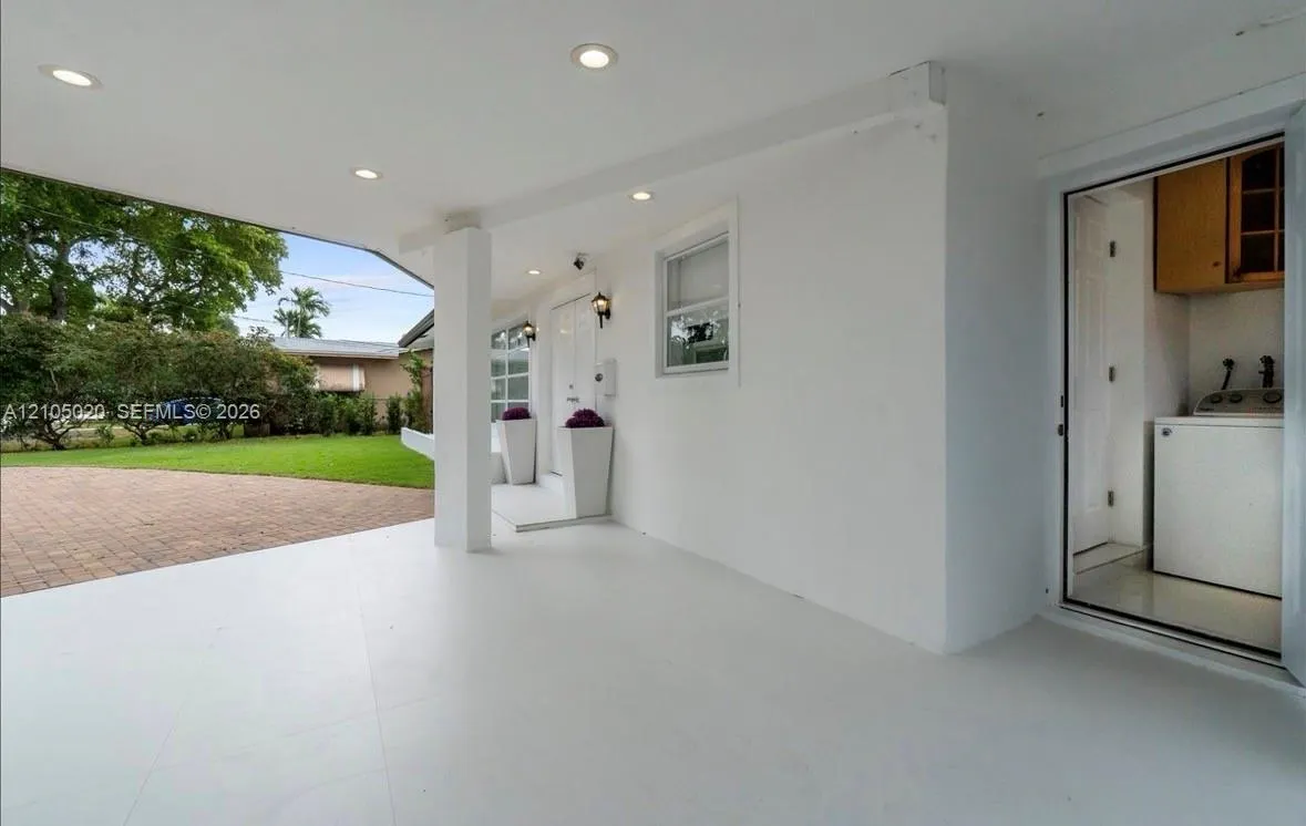 1910 NW 36th Street