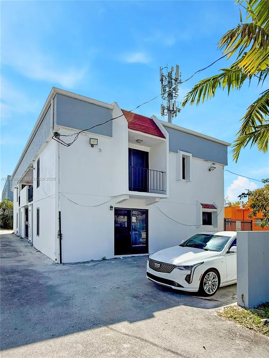 852 SW 1st Street #6