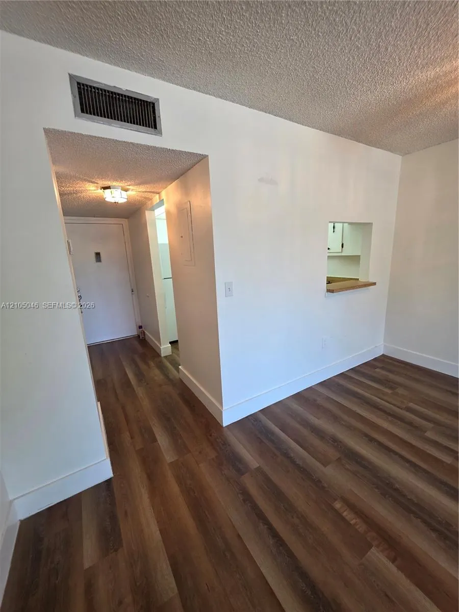 4374 NW 9th Avenue #18-3C