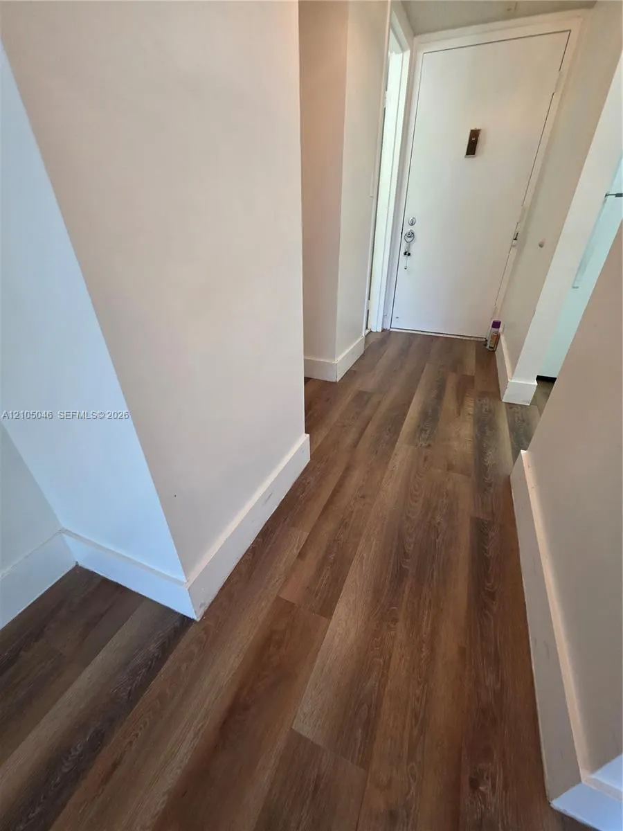 4374 NW 9th Avenue #18-3C