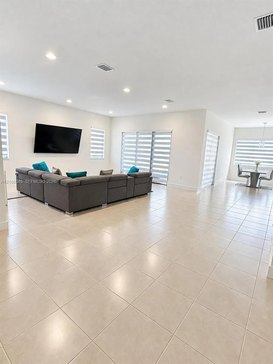5254 Karlia Drive