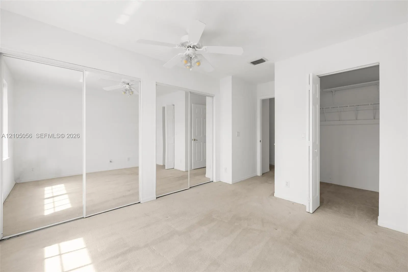 16729 Amber Lake