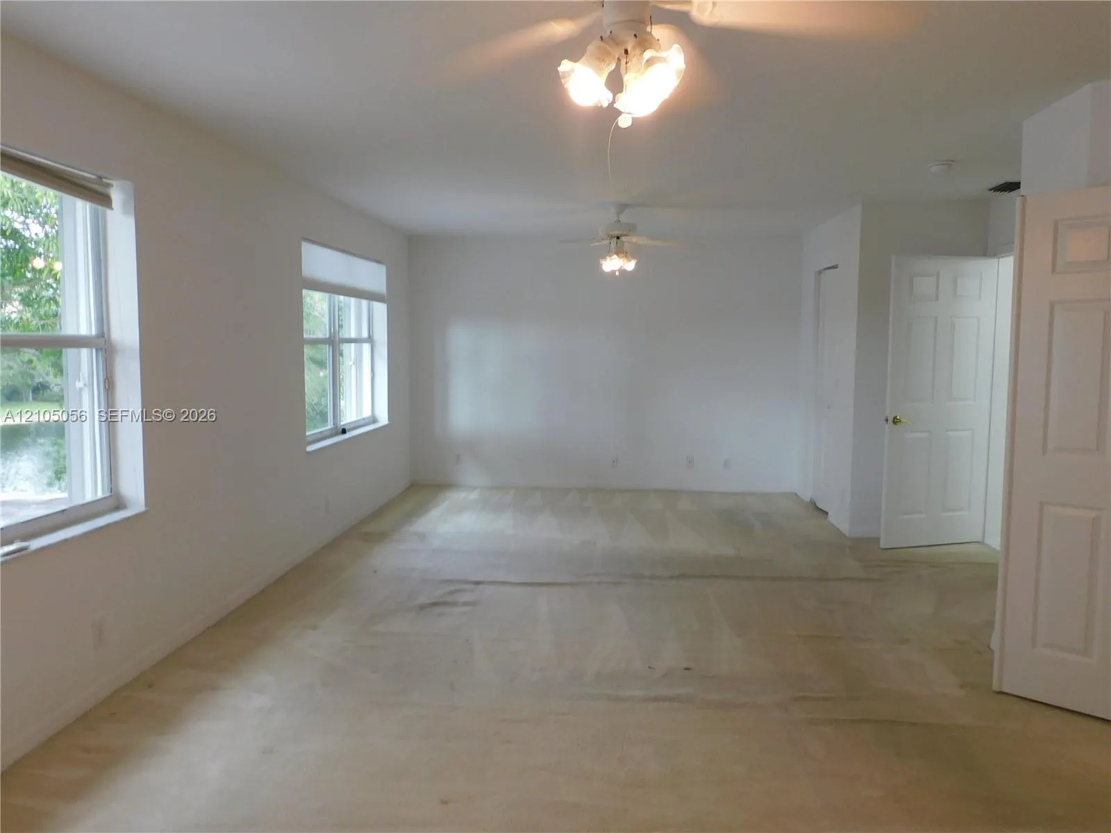 16729 Amber Lake