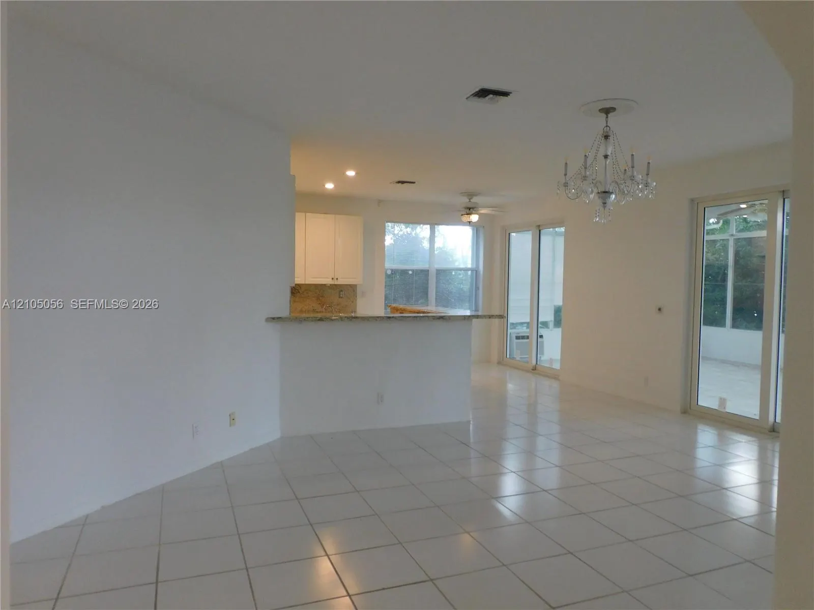 16729 Amber Lake