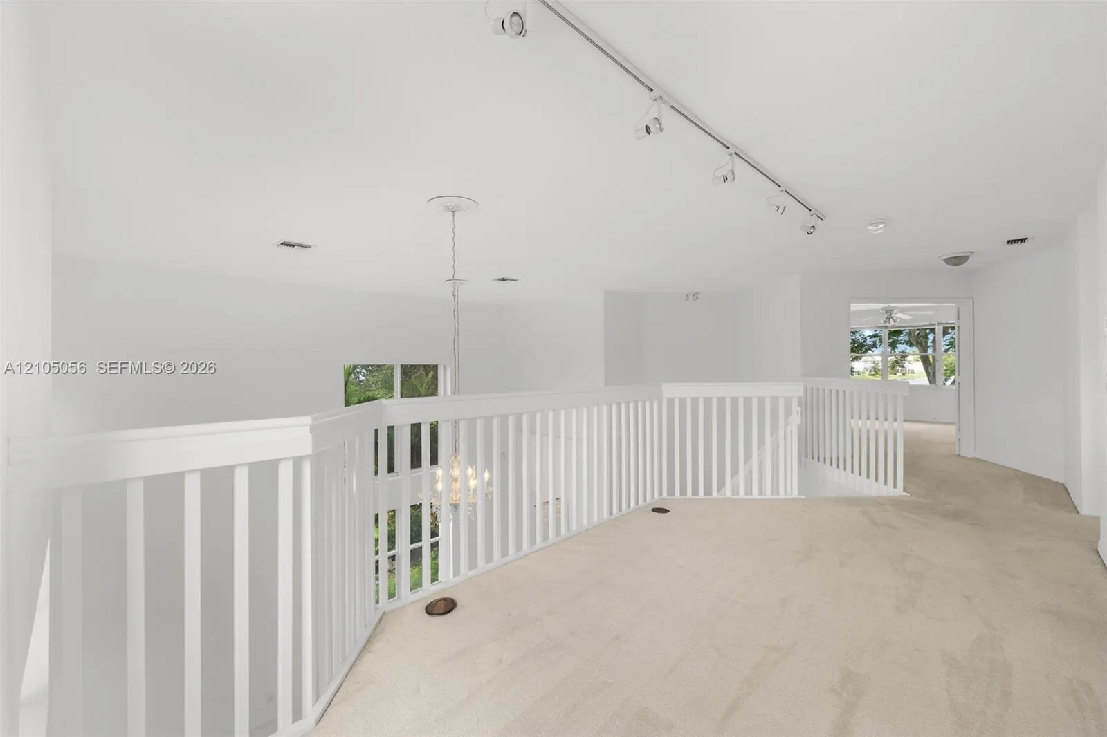 16729 Amber Lake