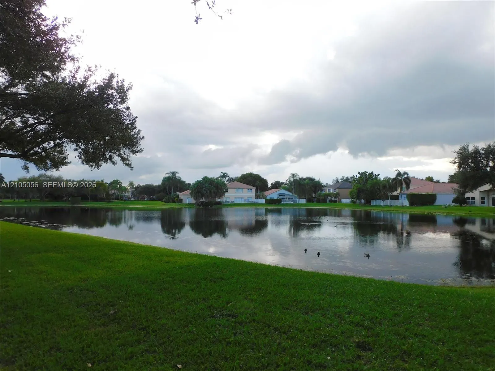 16729 Amber Lake