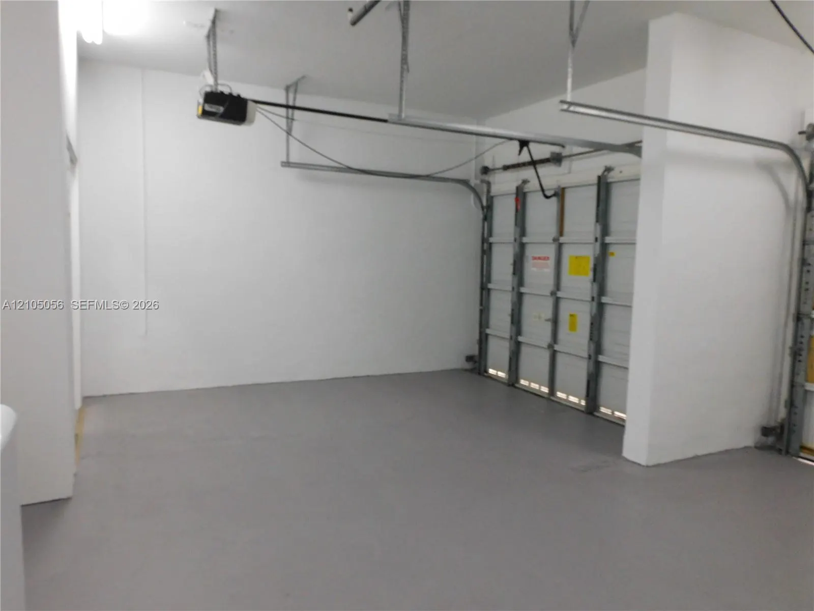 16729 Amber Lake