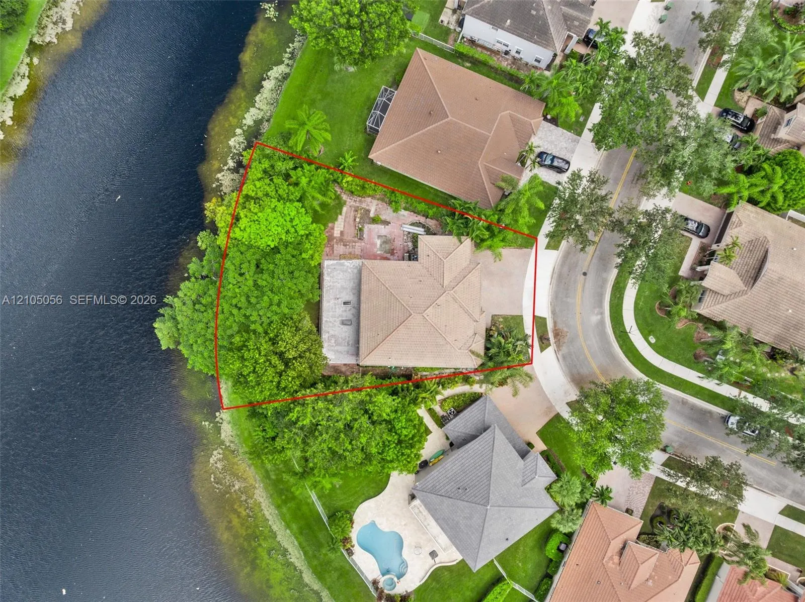 16729 Amber Lake