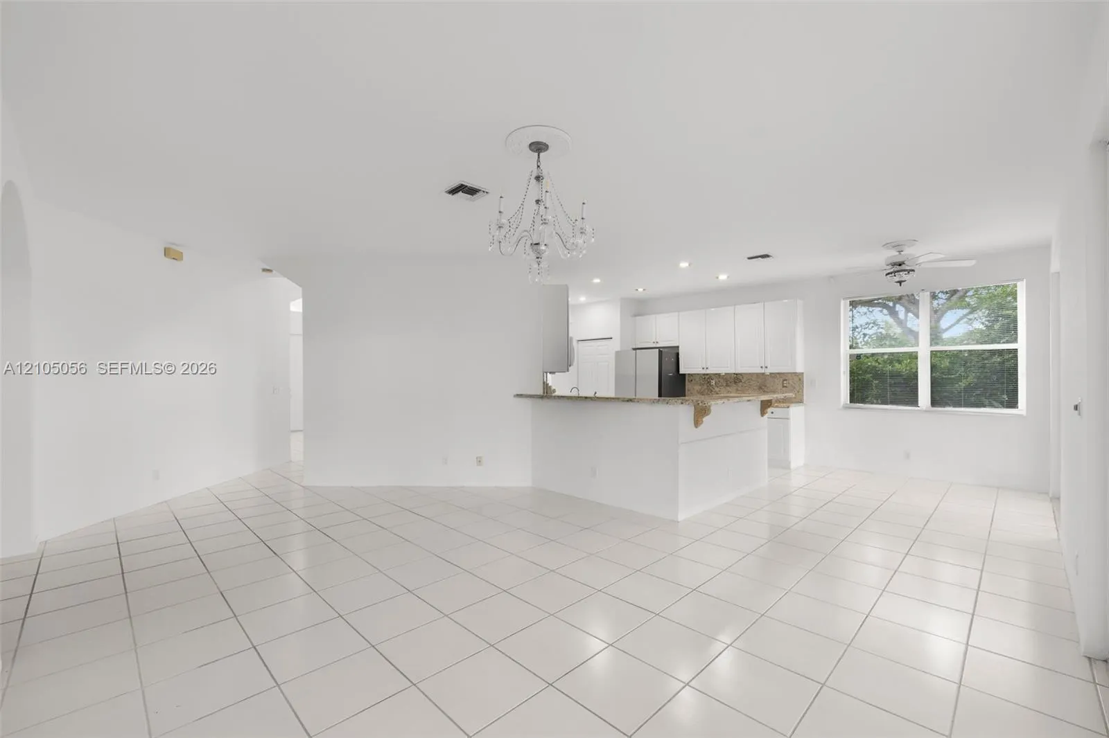 16729 Amber Lake