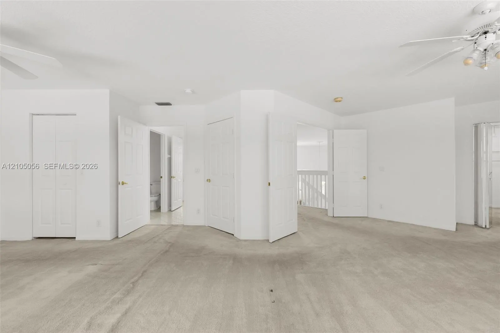 16729 Amber Lake