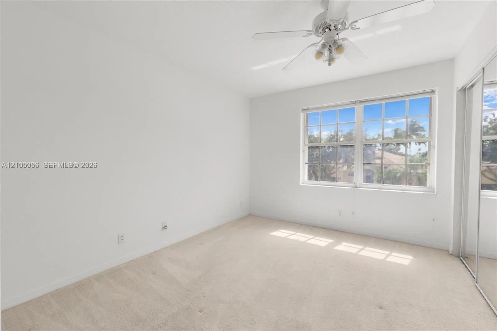 16729 Amber Lake