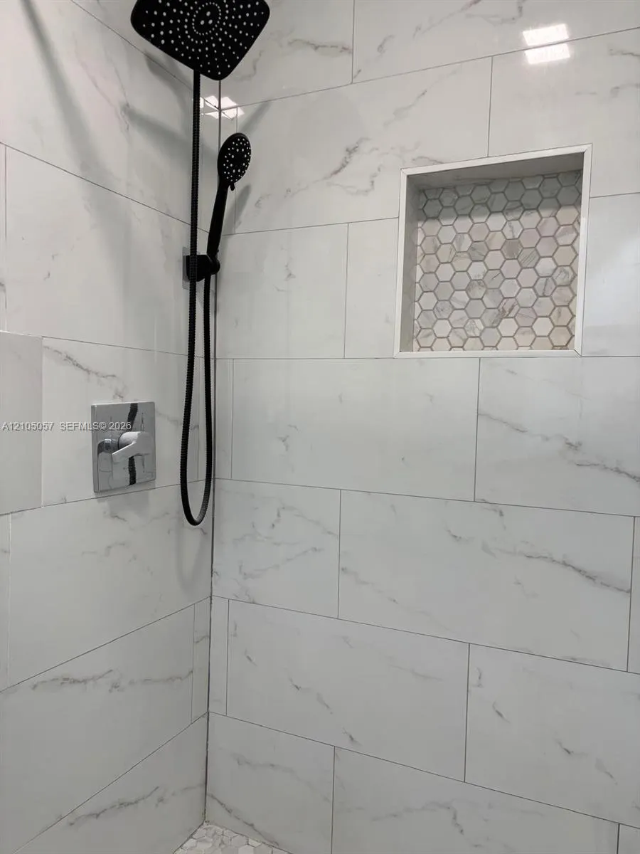 3921 SW 31st Drive #2