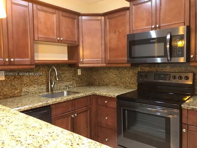 4050 NE 12th Terrace #35-2