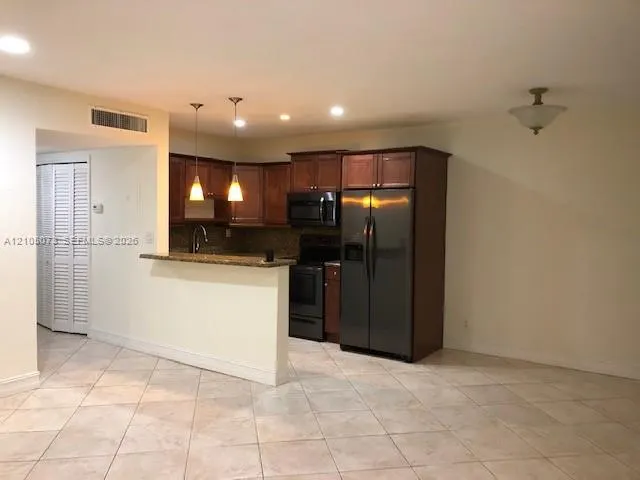 4050 NE 12th Terrace #35-2