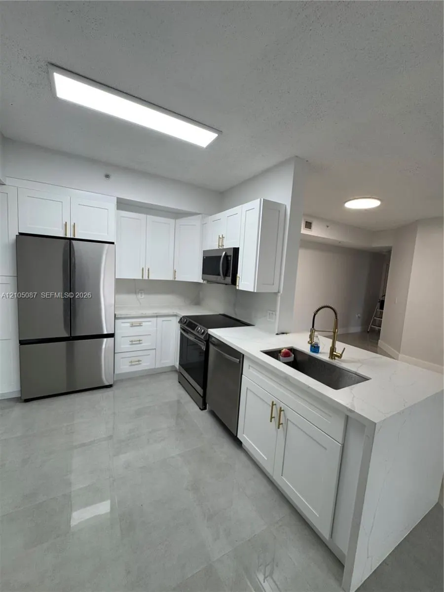 6984 SW 39th Street #H205