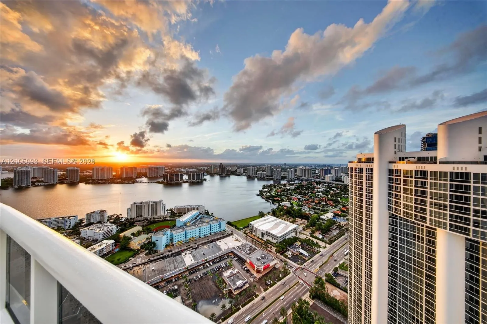 18101 Collins Avenue #TS-5506