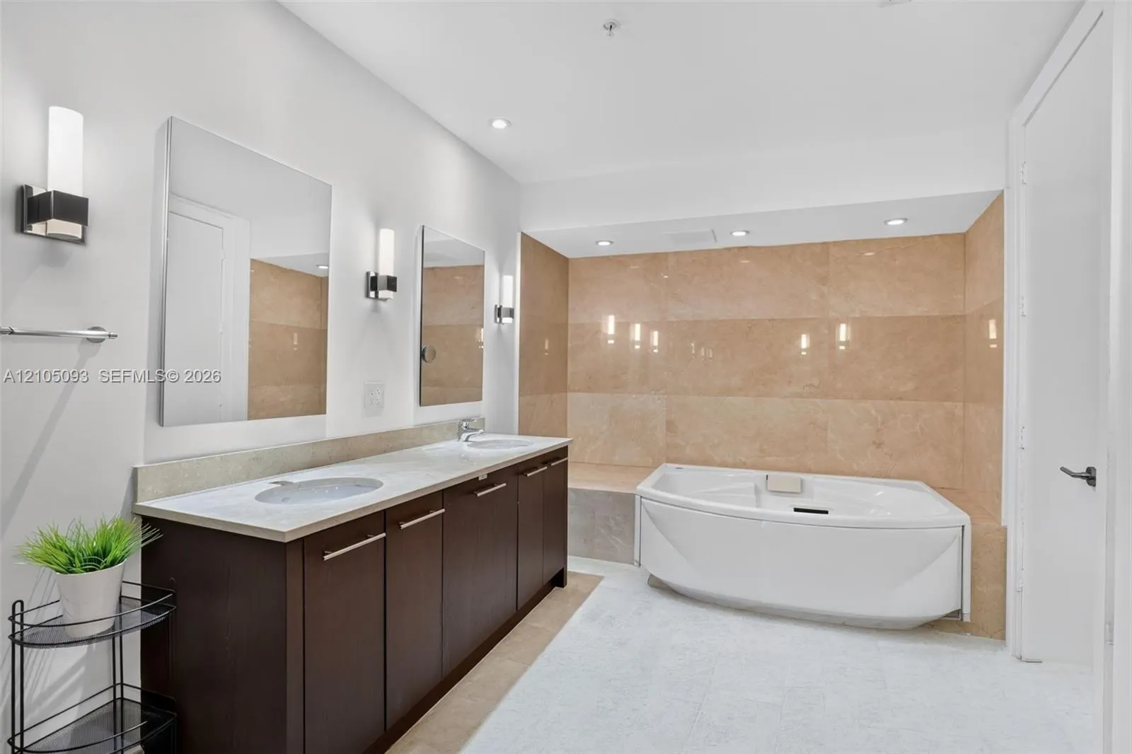 18101 Collins Avenue #TS-5506