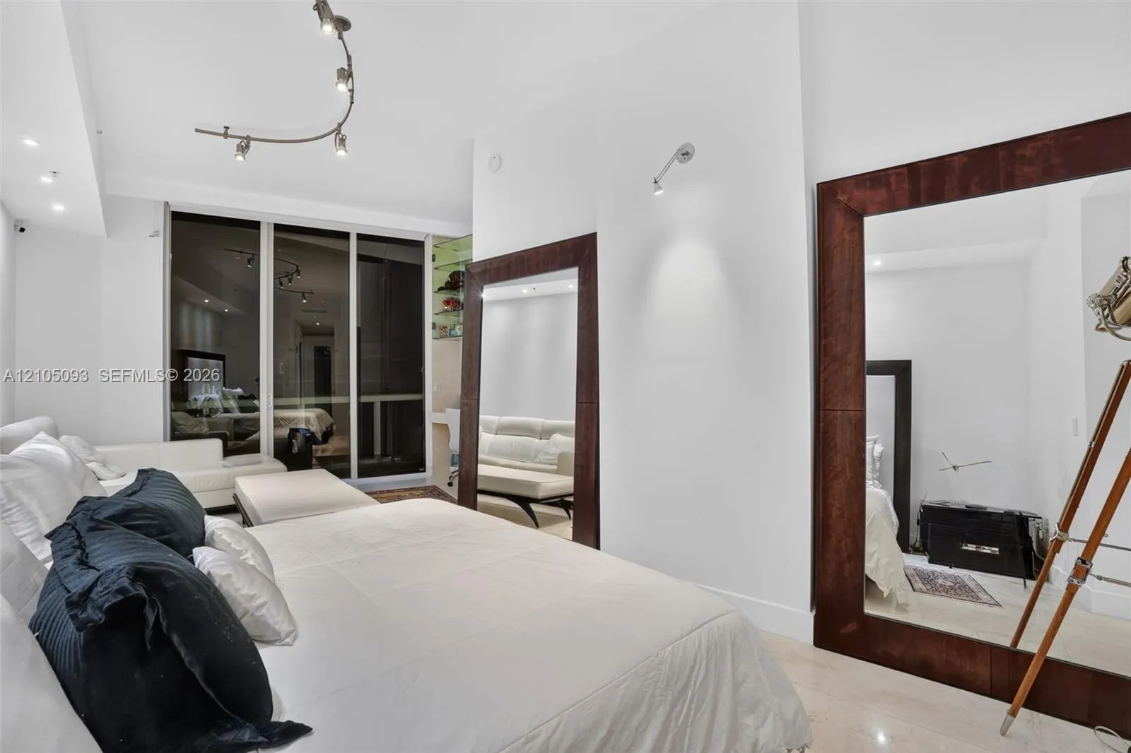 18101 Collins Avenue #TS-5506