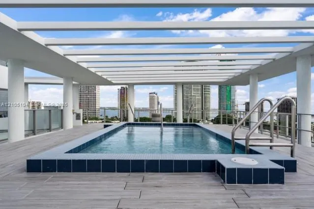 1600 SW 1st Avenue #707